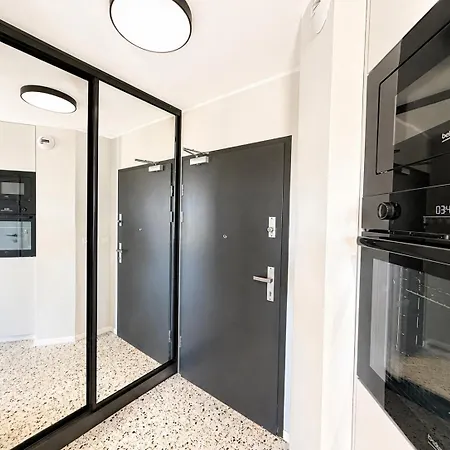 Stylish With River View & Balcony Near Old Town * Gdansk